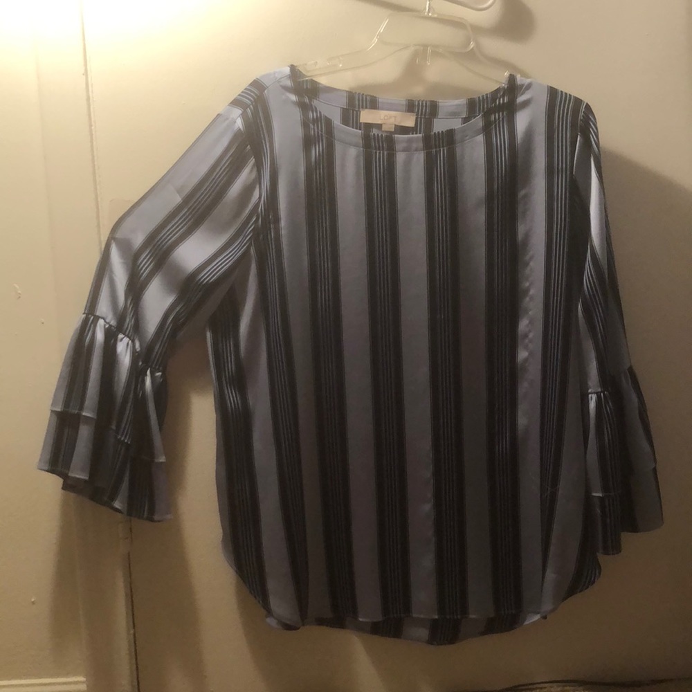 Fluted sleeve blouse